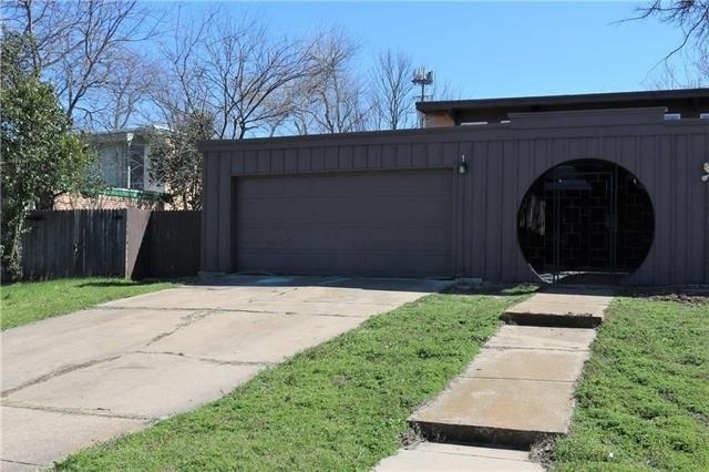 6319 Walraven Circle - Photo 1