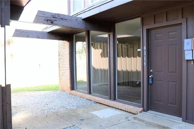 6319 Walraven Circle - Photo 4
