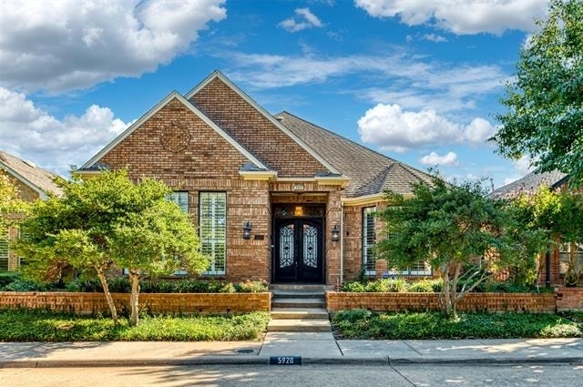 5920 Encore Drive - Photo 0