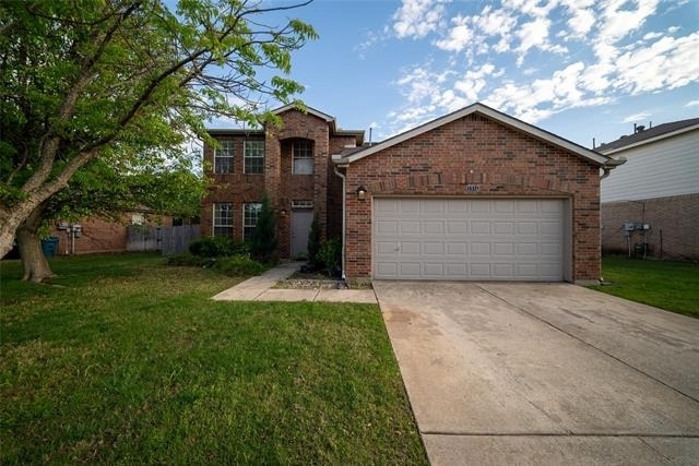 1316 White Dove Lane - Photo 0