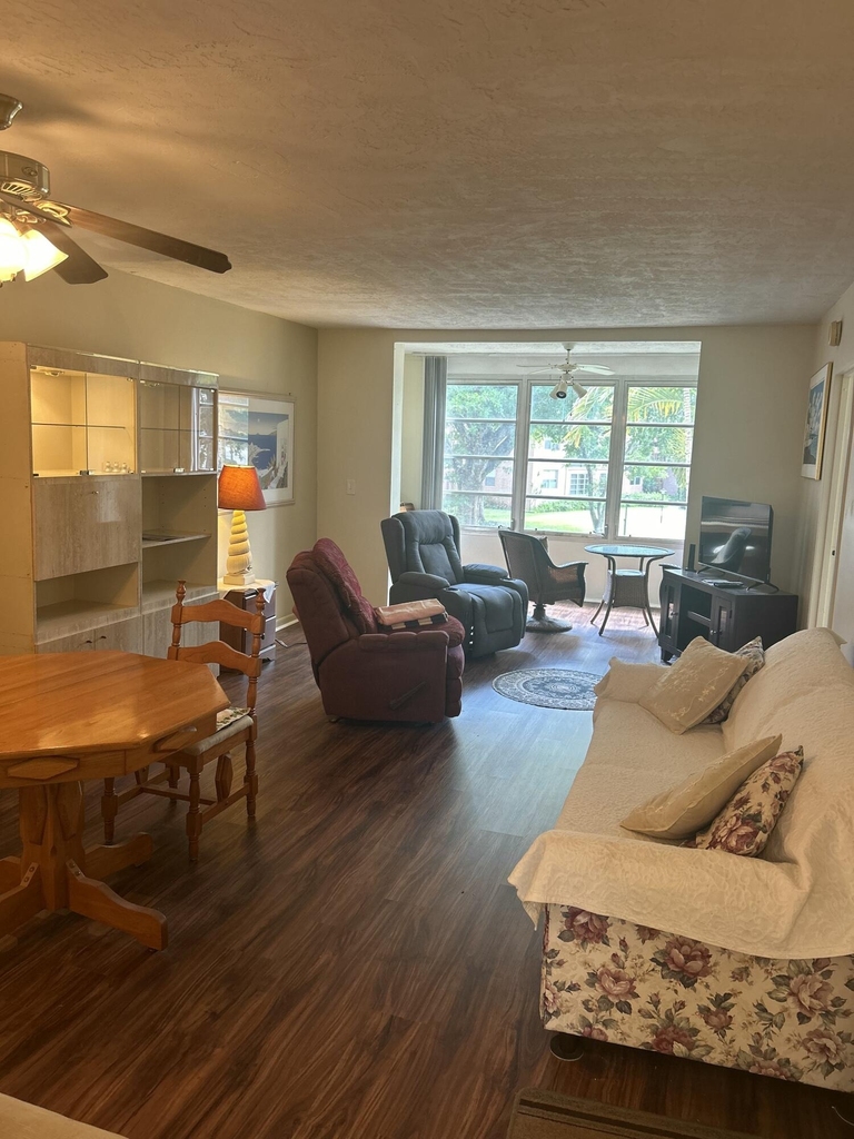 2801 Somerset Drive - Photo 18