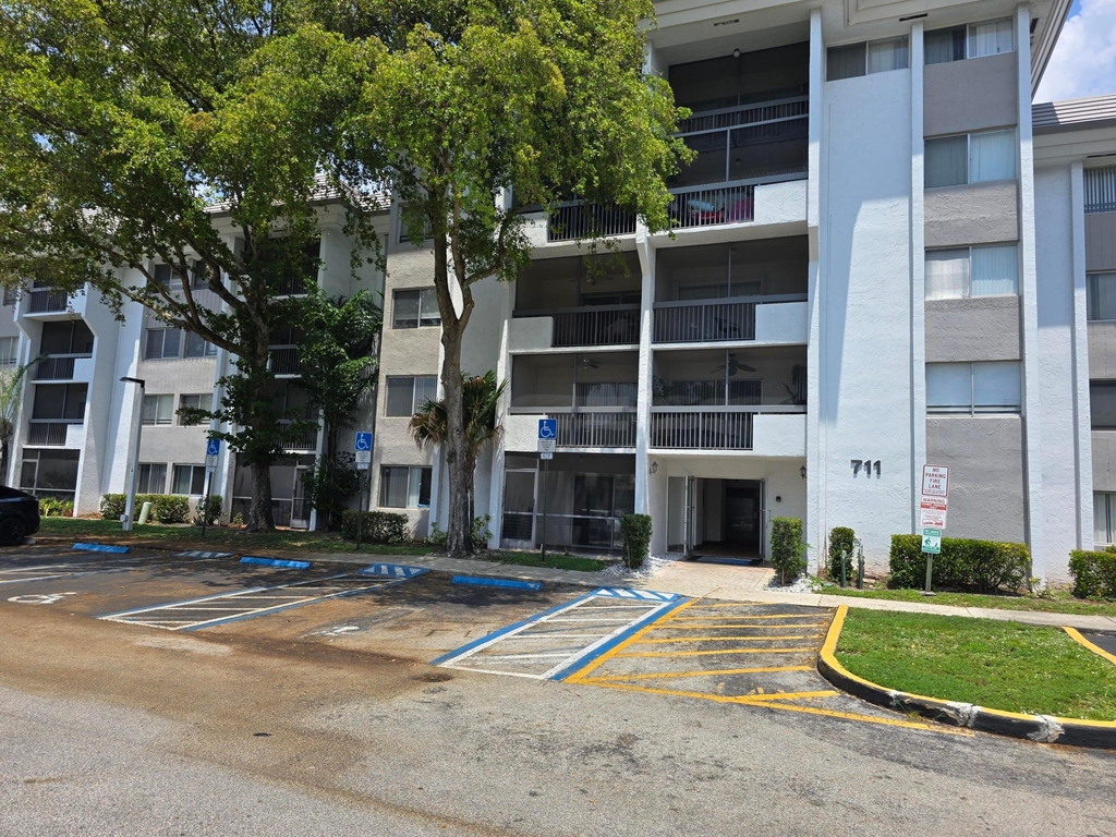 711 N Pine Island Road - Photo 1