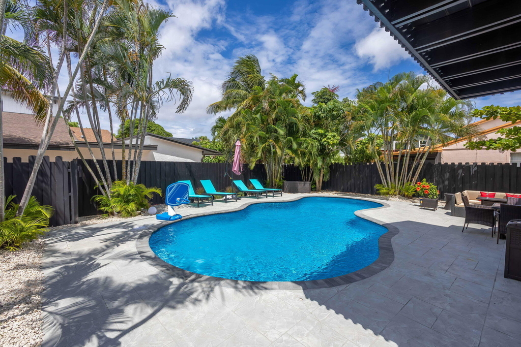2541 Southridge Road - Photo 9