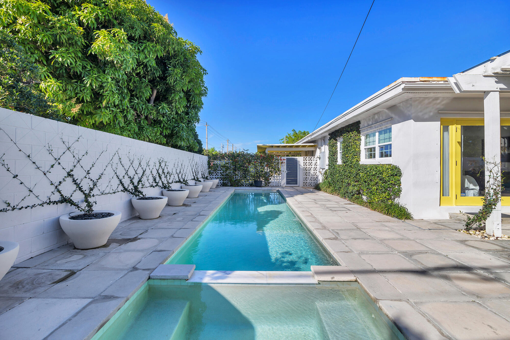 374 Maddock Street - Photo 0