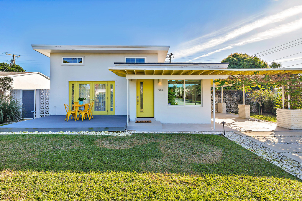 374 Maddock Street - Photo 2
