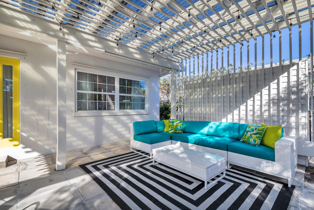 374 Maddock Street - Photo 10