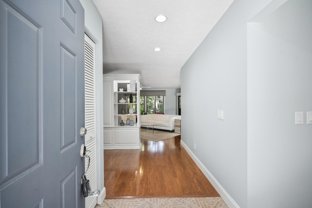 5300 Se Schooner Oaks Way - Photo 3