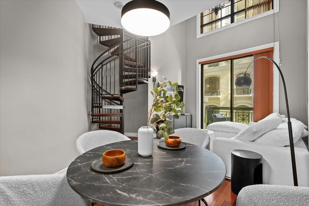 801 S Olive Avenue - Photo 4