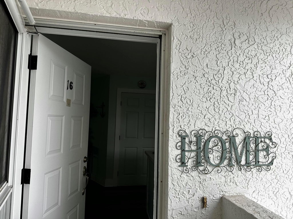 6142 Se Landing Way - Photo 8