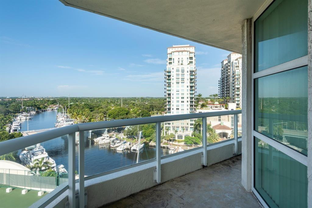 401 Sw 4th Avenue - Photo 1
