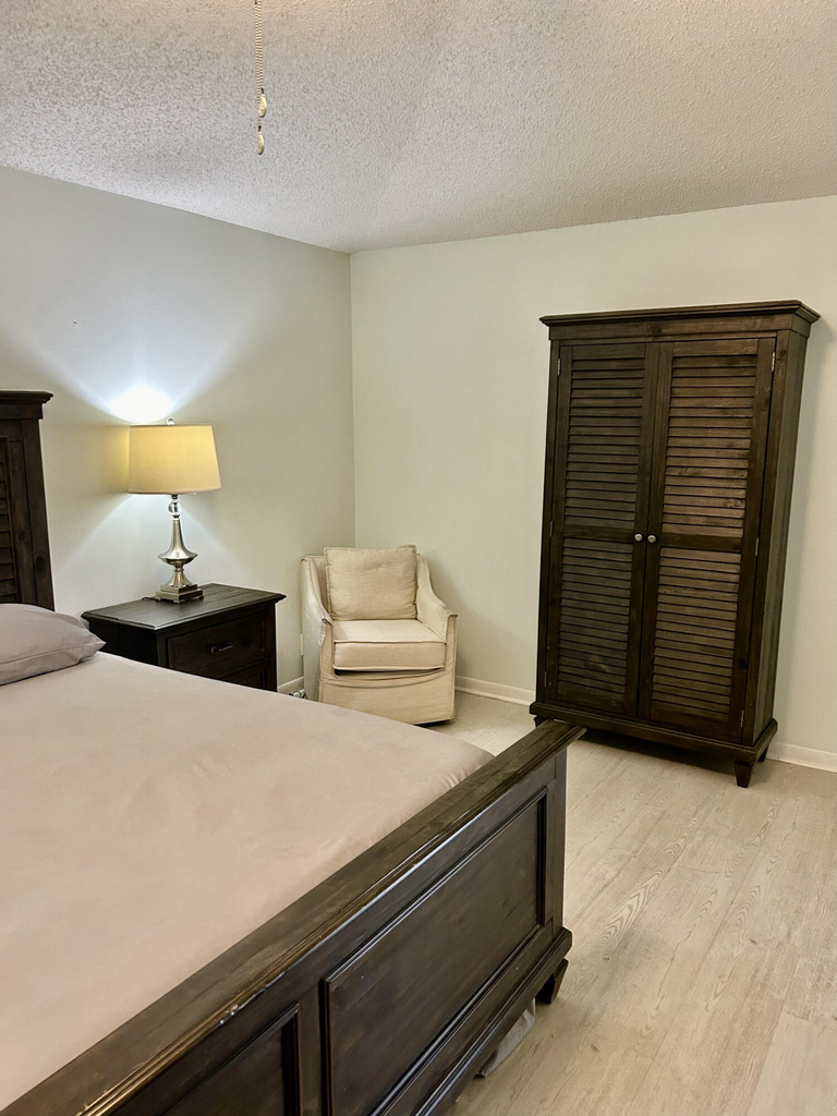 2153 Amesbury Circle - Photo 14