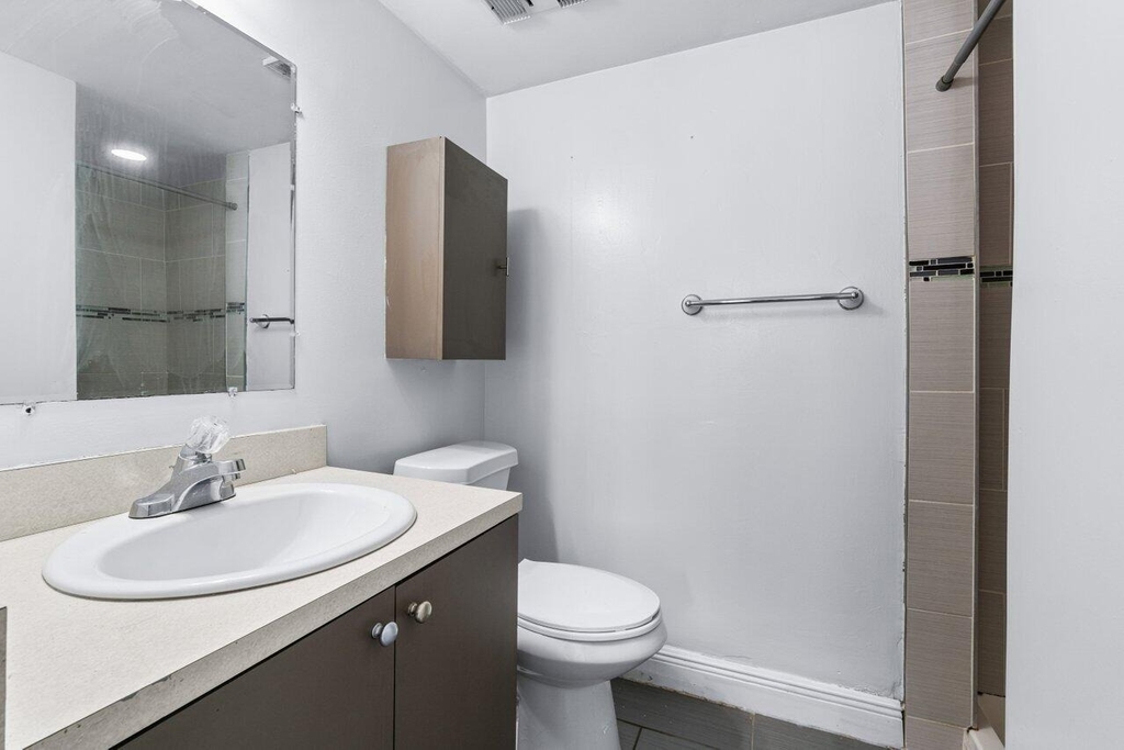1837 Nw 94th Avenue - Photo 6