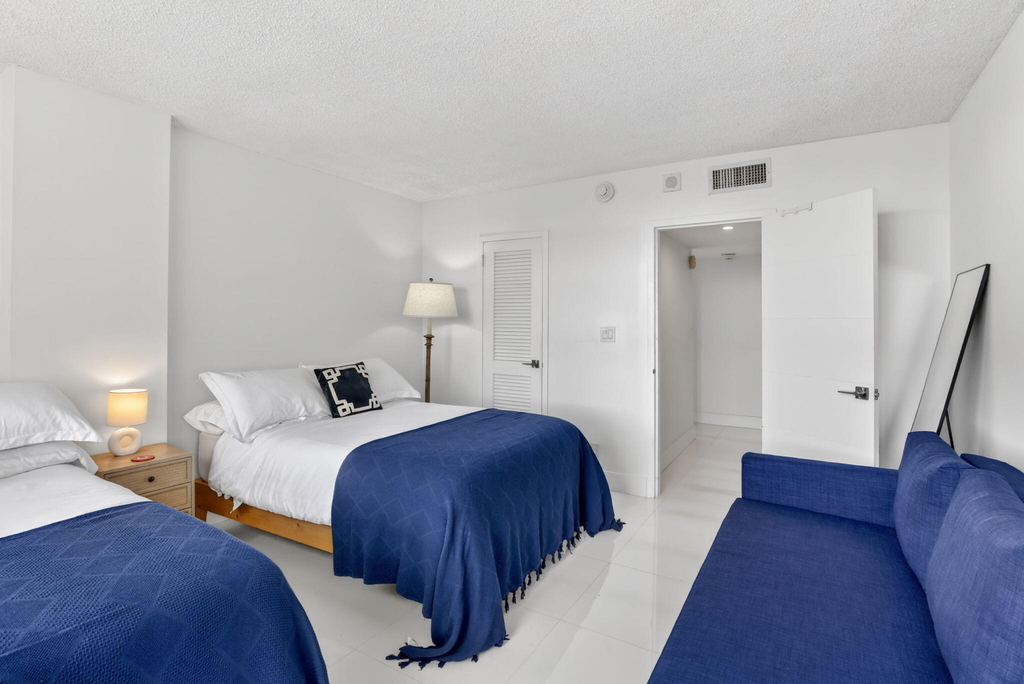 1170 N Federal Highway - Photo 23