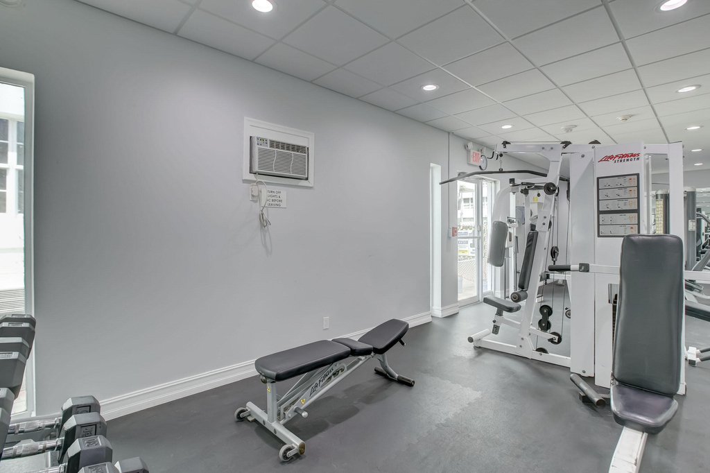 1170 N Federal Highway - Photo 54