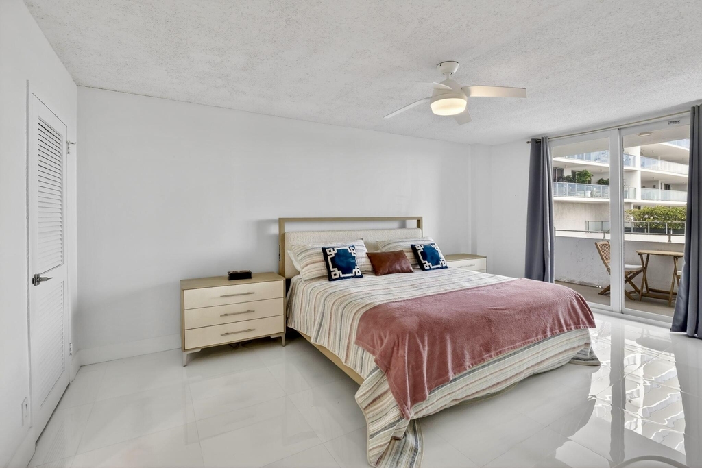 1170 N Federal Highway - Photo 25