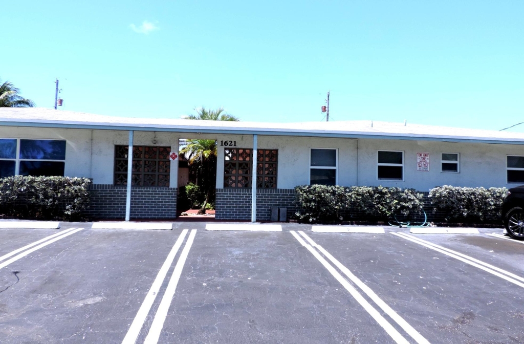 1621 Sw 6th Avenue - Photo 9
