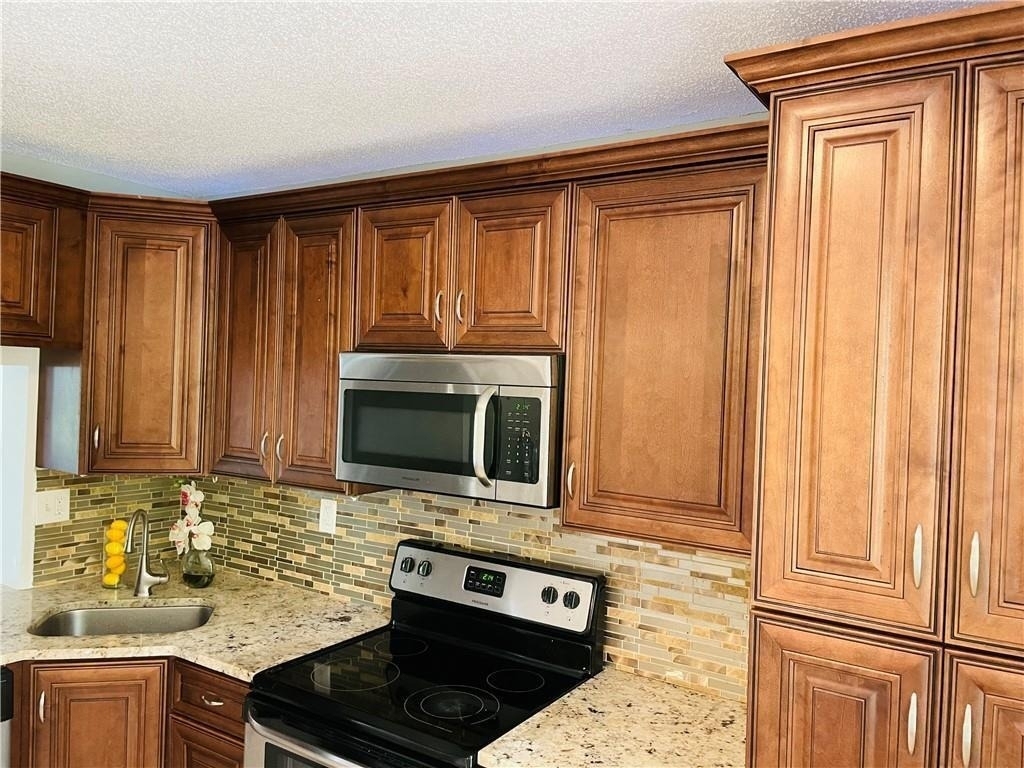 2900 Nw 42nd Avenue - Photo 4