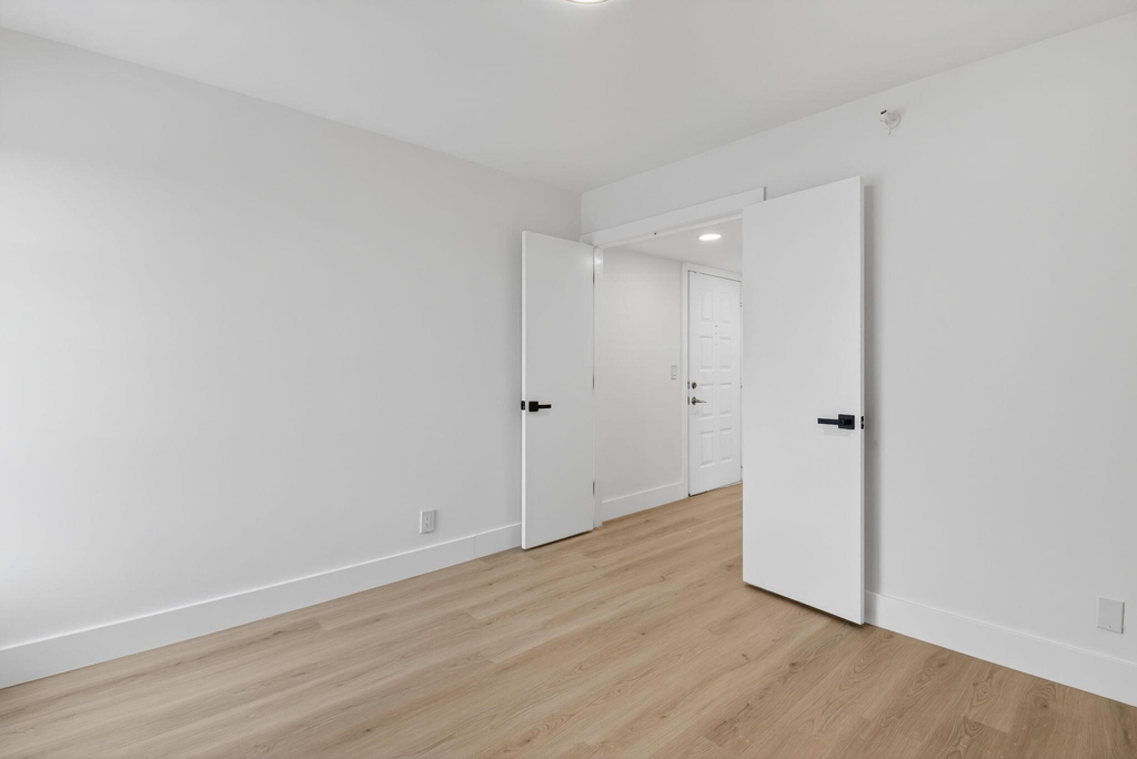 14475 Strathmore Lane - Photo 18