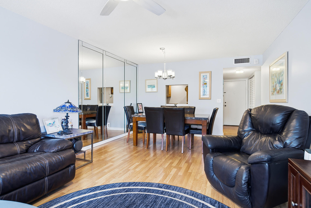 1502 S Lakeside Drive - Photo 3