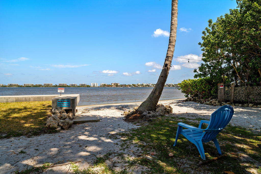 1502 S Lakeside Drive - Photo 22
