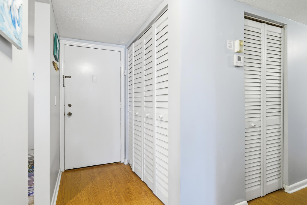 1502 S Lakeside Drive - Photo 10