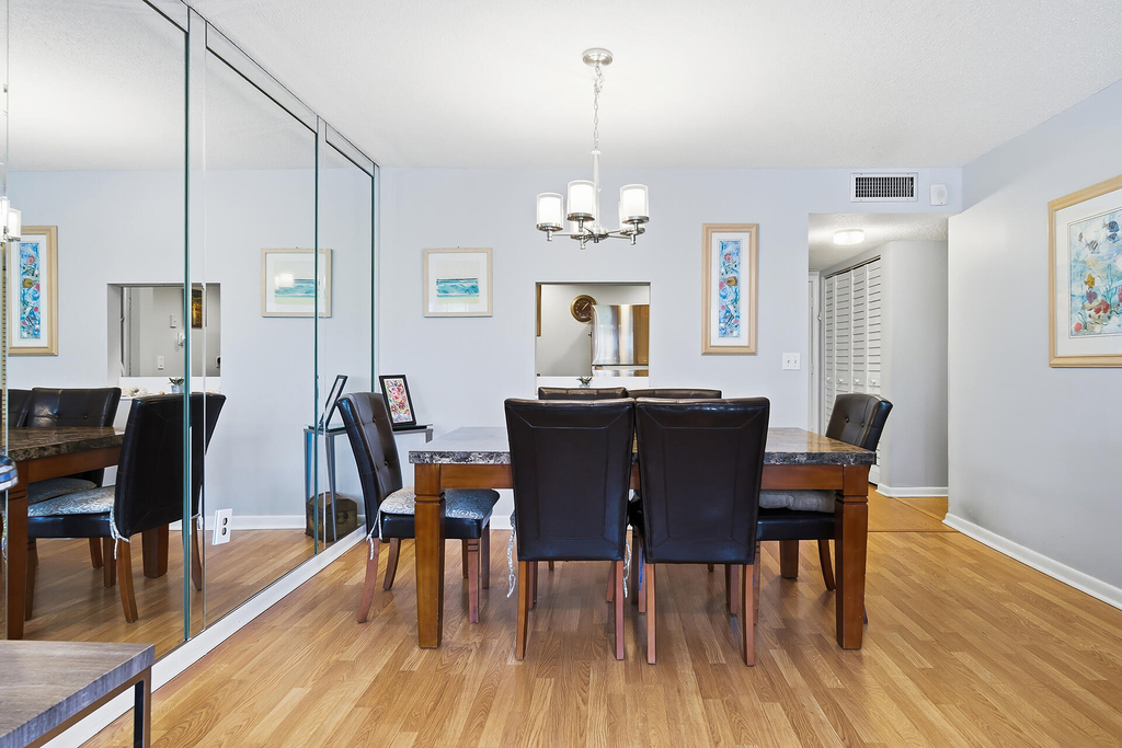 1502 S Lakeside Drive - Photo 4