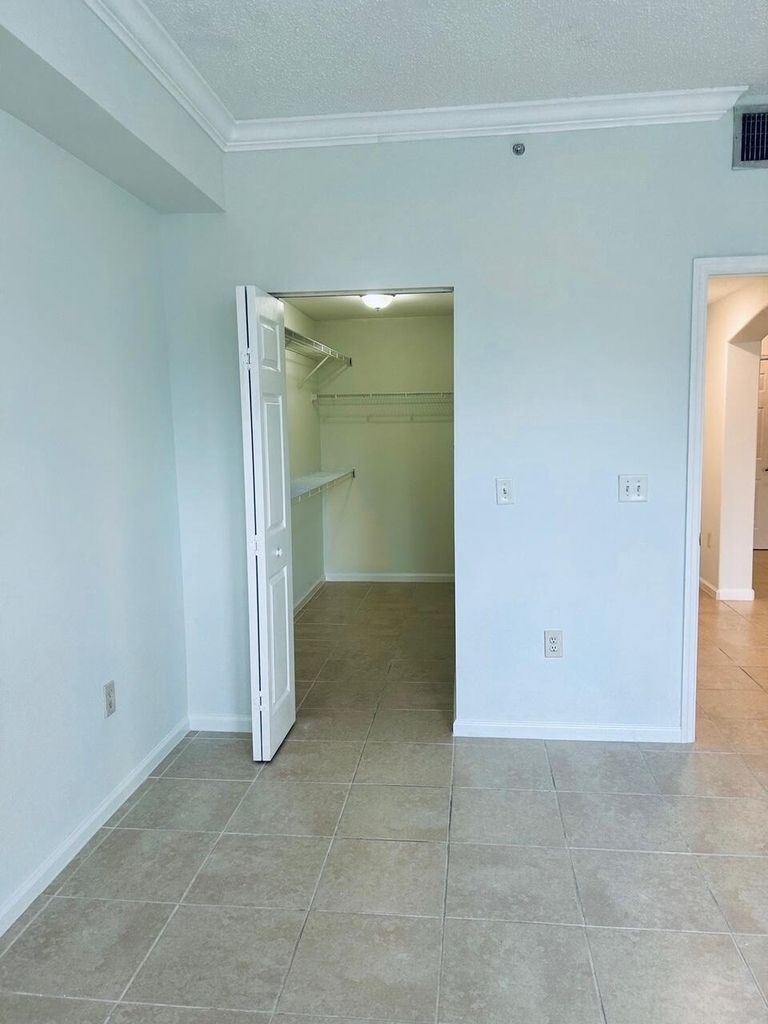 533 Ne 3rd Avenue - Photo 19