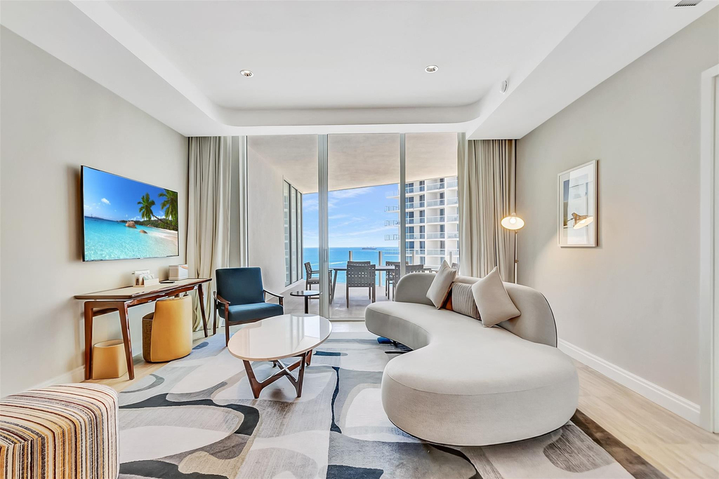525 N Fort Lauderdale Beach Boulevard - Photo 8