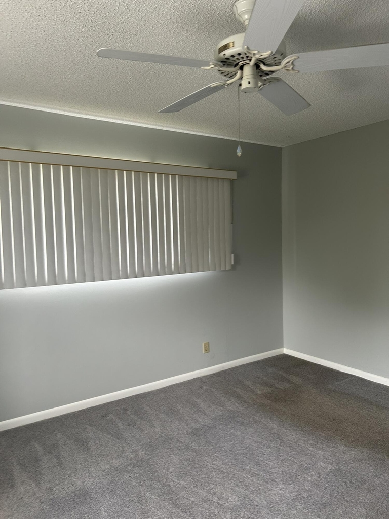 3001 Se Aster Lane - Photo 10