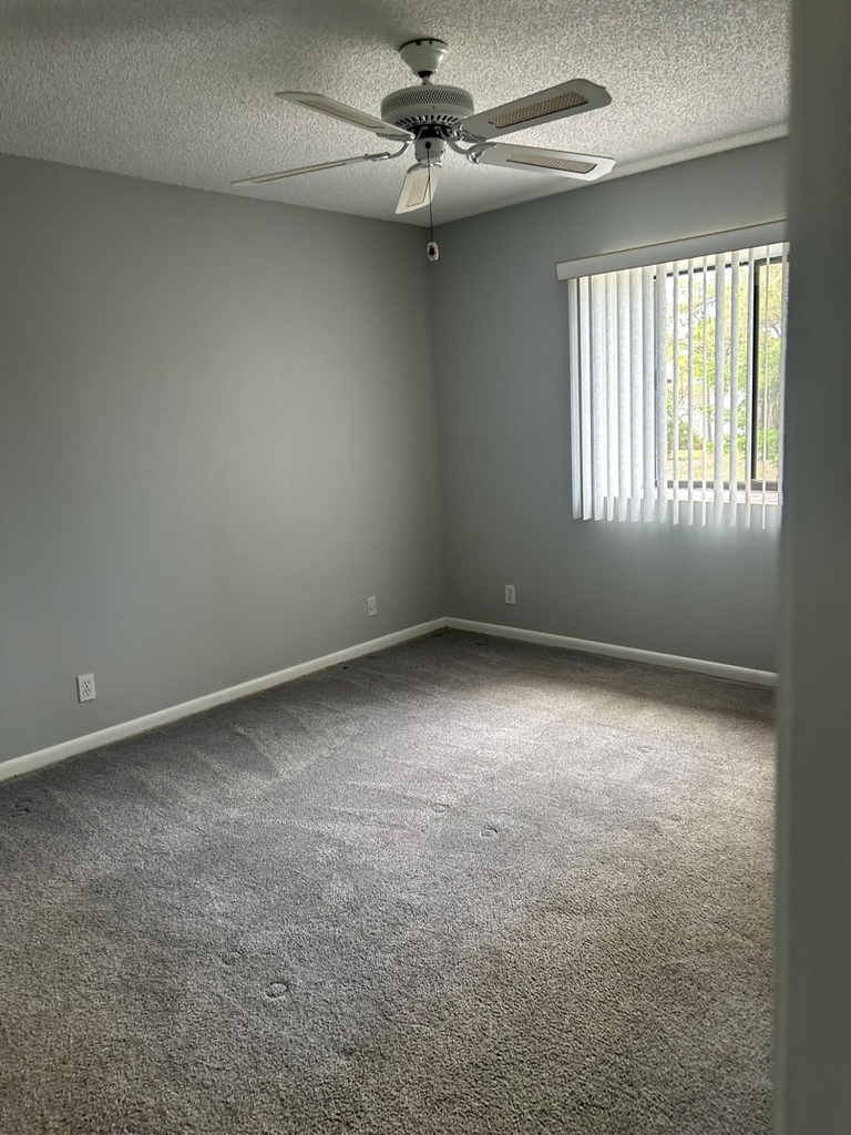 3001 Se Aster Lane - Photo 5