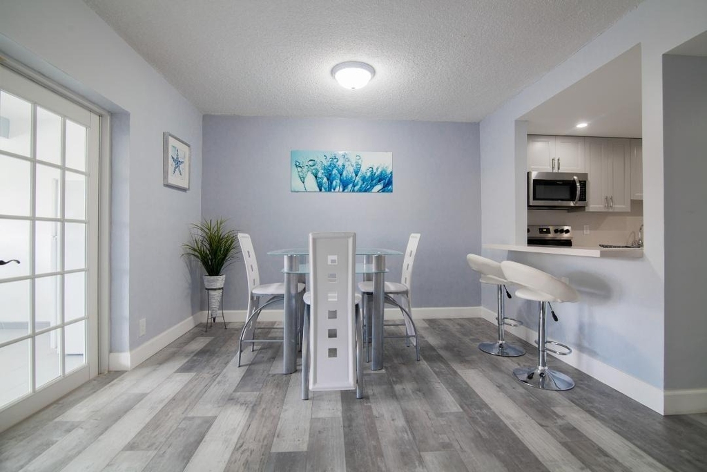 320 S Surf Road - Photo 4