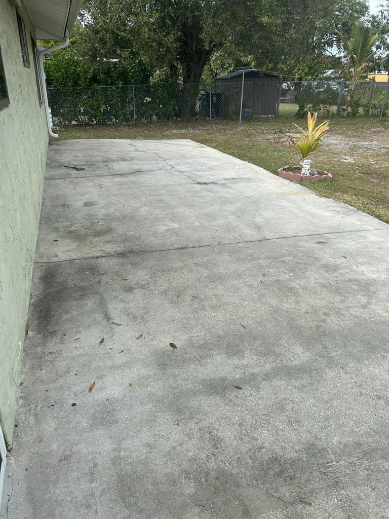 2289 Se Seamist Street - Photo 16