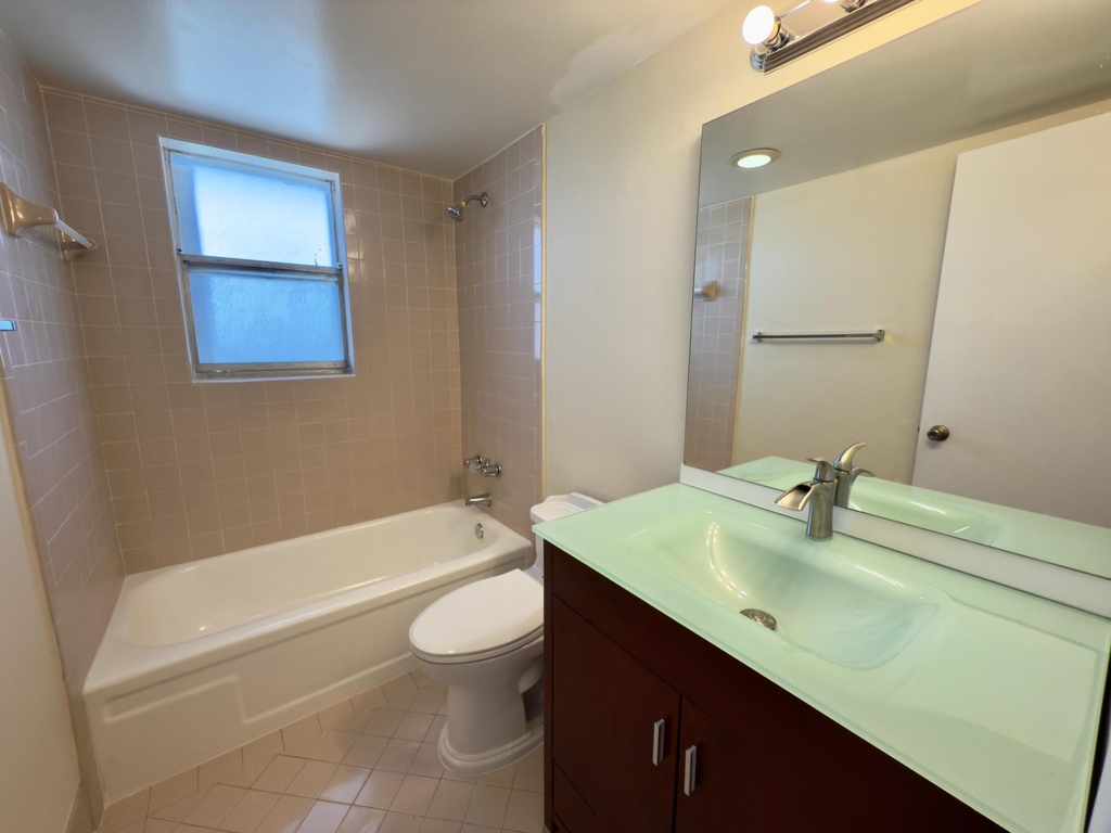 560 Se 2nd Avenue - Photo 8