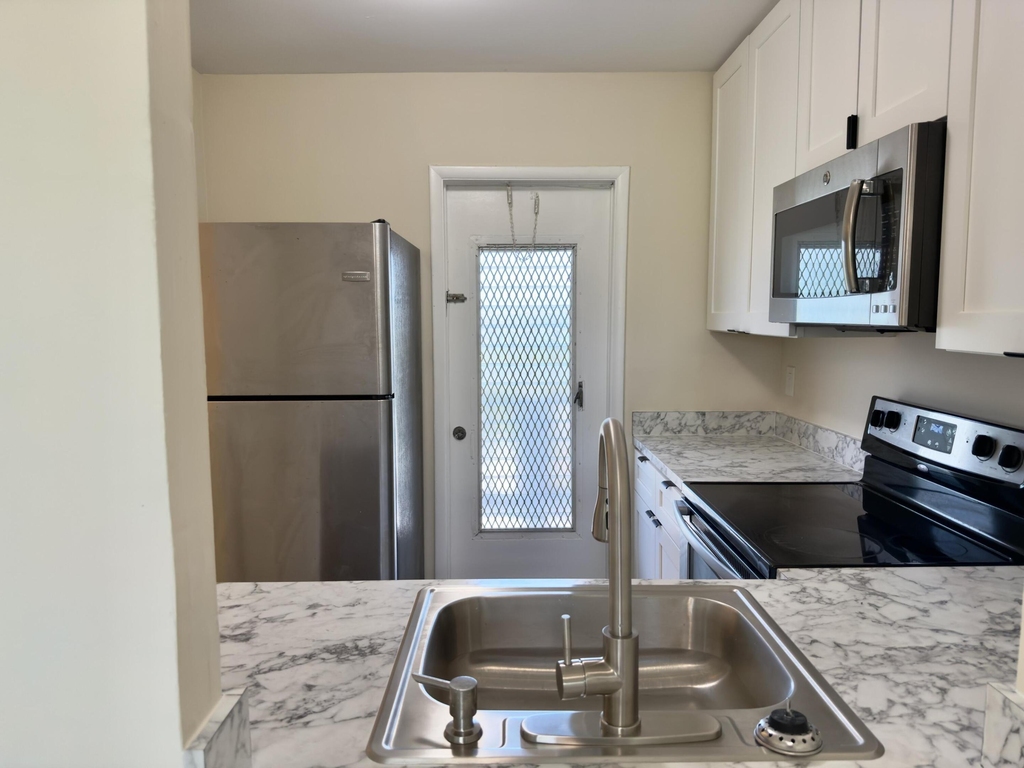 560 Se 2nd Avenue - Photo 5
