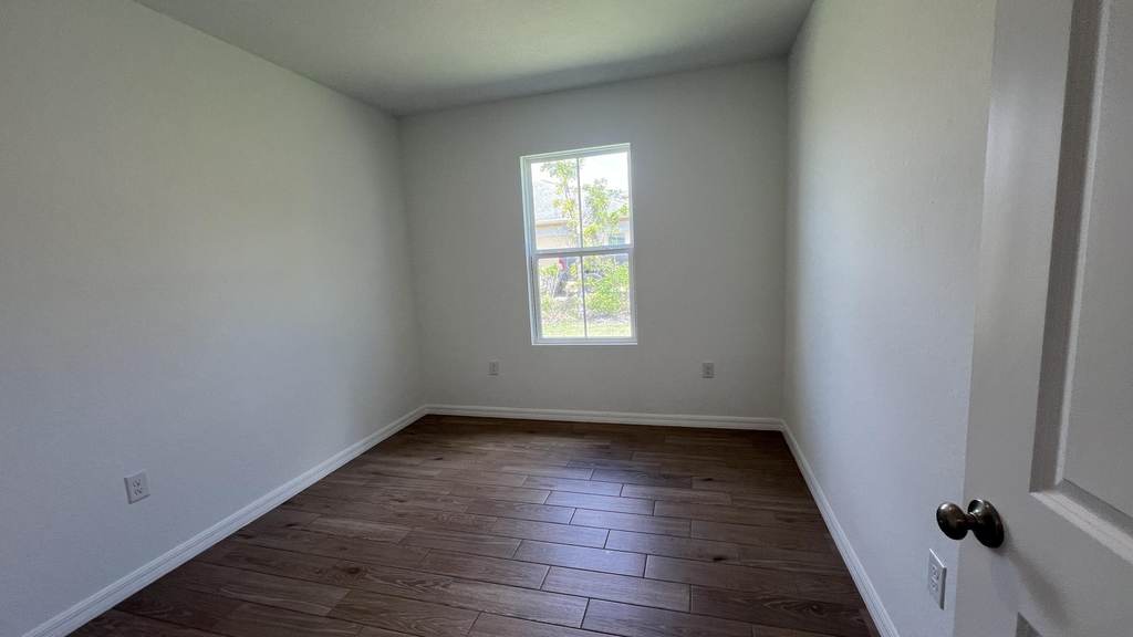 1782 Sw Bayshore Boulevard - Photo 8