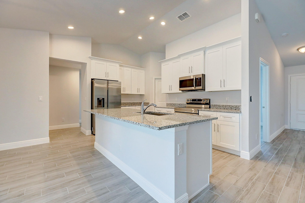 2352 Sw Plum Court - Photo 13