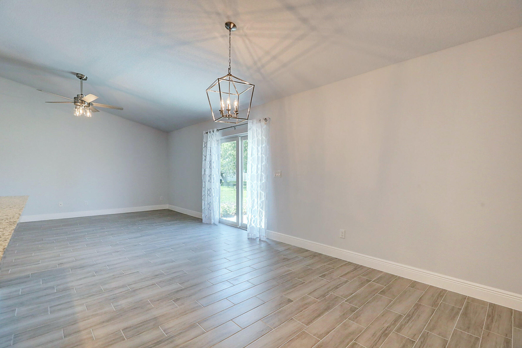 2352 Sw Plum Court - Photo 8