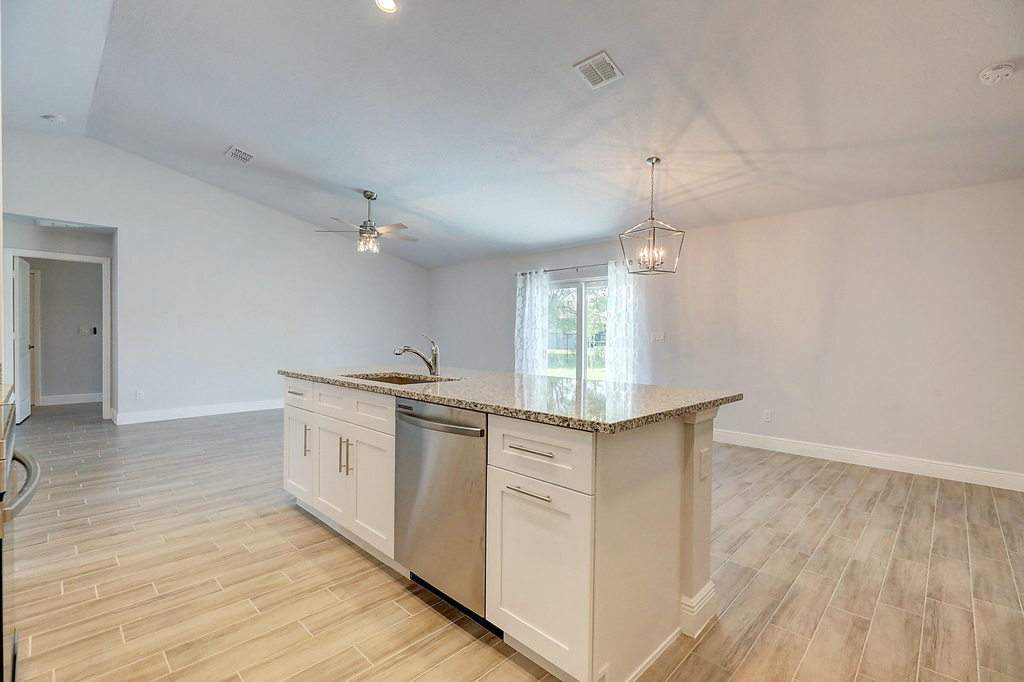 2352 Sw Plum Court - Photo 12