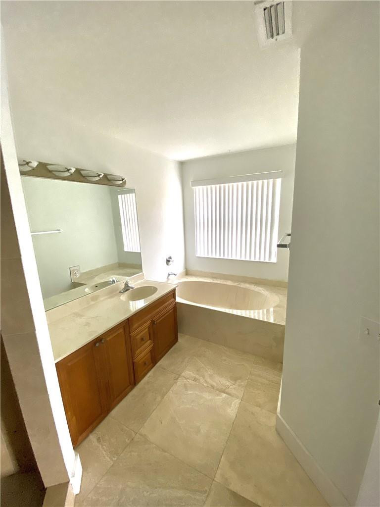 11135 Nw 46th Drive - Photo 7