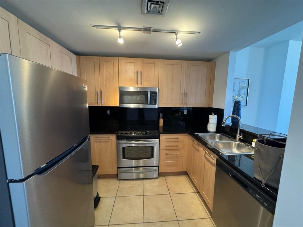 511 Se 5th Avenue - Photo 5