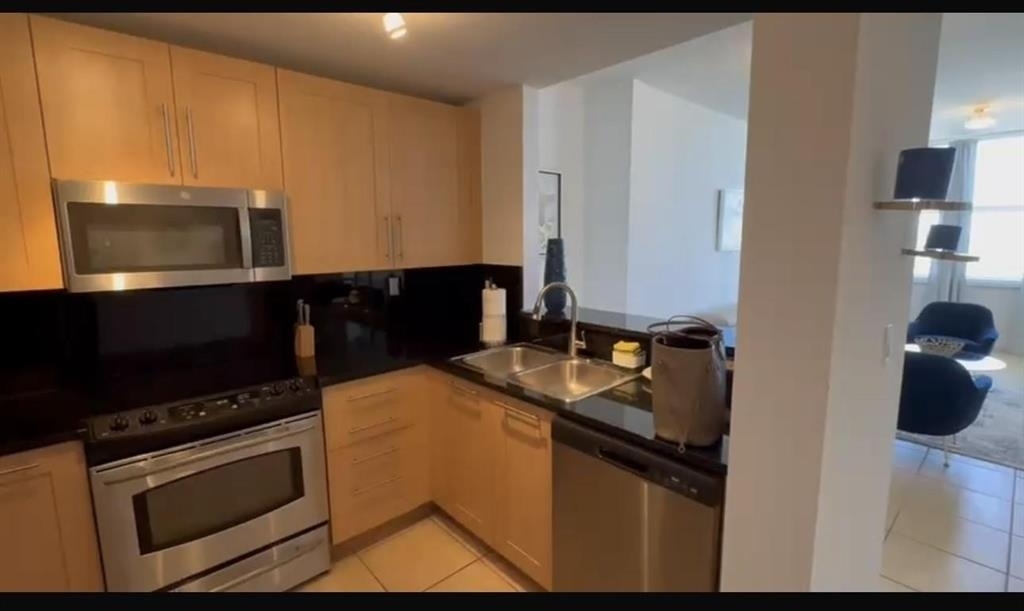 511 Se 5th Avenue - Photo 6