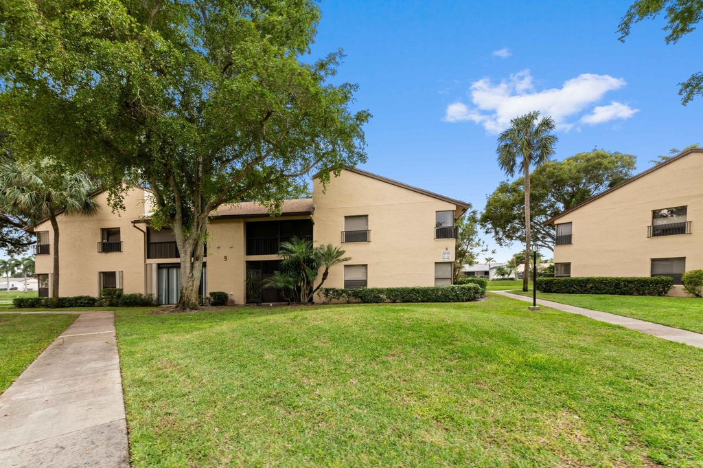 3757 Cocoplum Circle - Photo 0