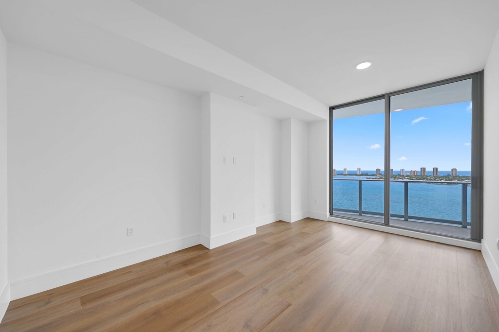 220 Lake Shore Drive - Photo 8