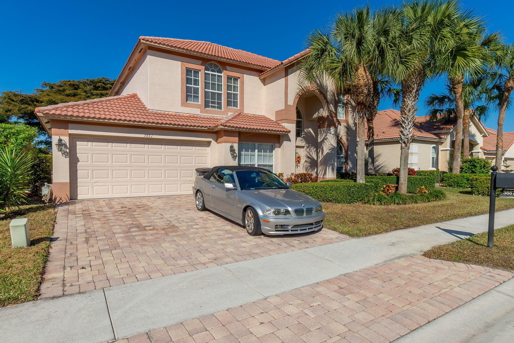 3887 Hamilton Key - Photo 0