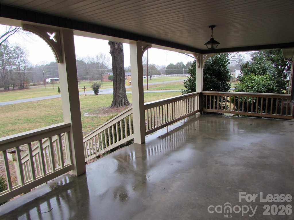 2725 Sloop Road - Photo 11