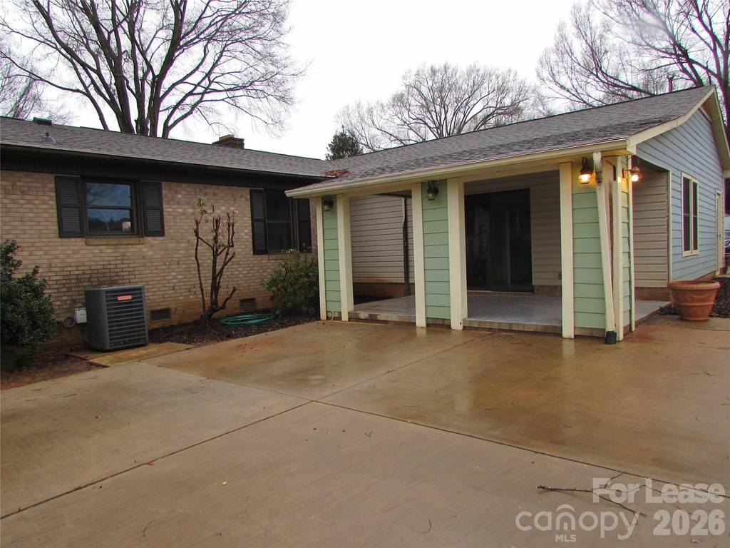 2725 Sloop Road - Photo 10