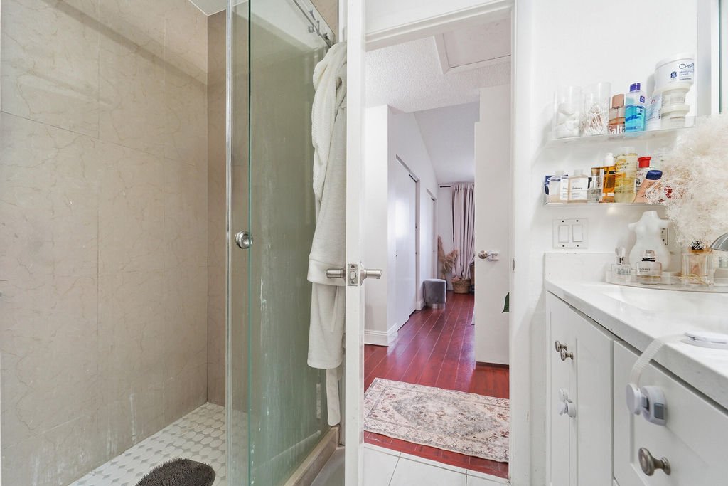 644 Ne 195th Street - Photo 13