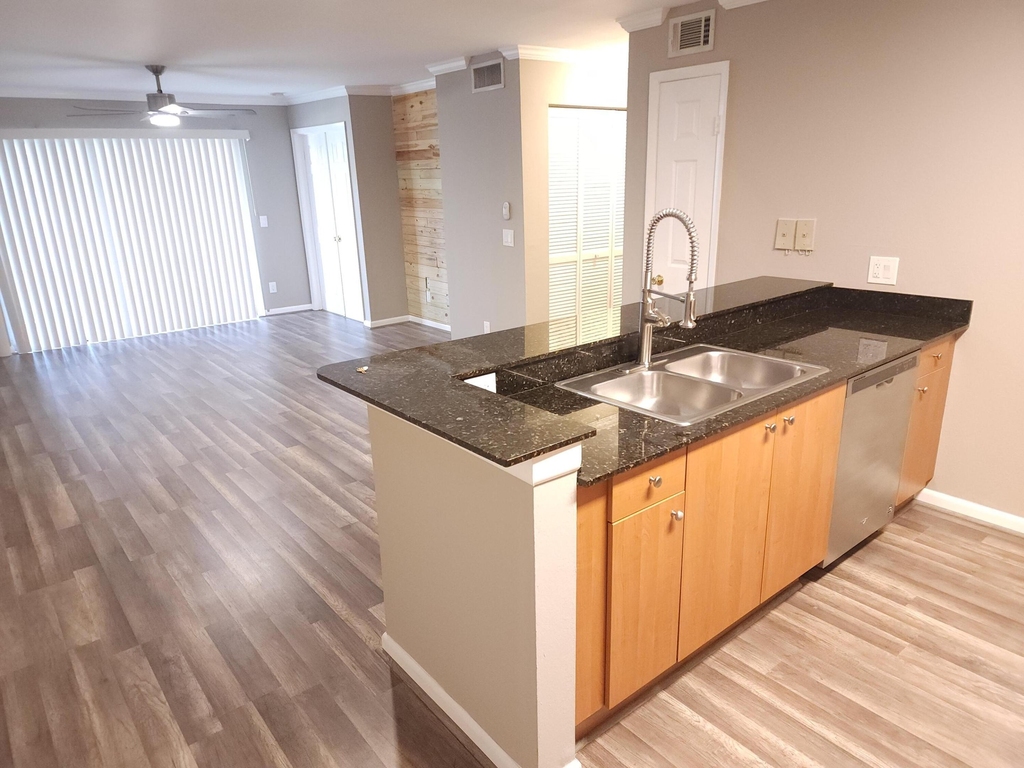 1740 Palm Cove Boulevard - Photo 12