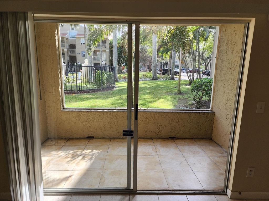 1740 Palm Cove Boulevard - Photo 10