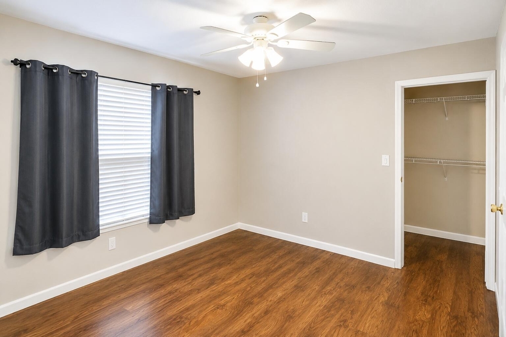 1740 Palm Cove Boulevard - Photo 13
